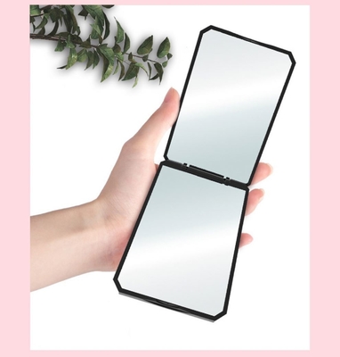 Espelho de vestiário compacto ajustável com luz LED em forma de coração e design personalizado