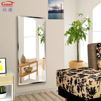 Espelho de vestimenta retangular para um design elegante e simplificado