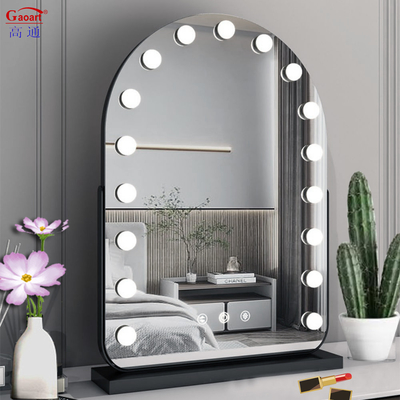 Obtenha a iluminação perfeita para sua rotina de beleza com o Hollywood Mirror