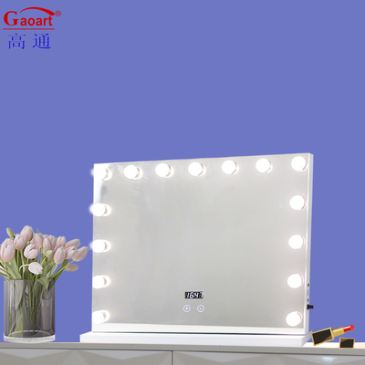 Renove sua vaidade com a iluminação de alto desempenho Hollywood Mirror