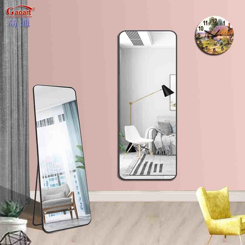 Espelho de vidro estilo de design contemporâneo para banheiro de longa altura