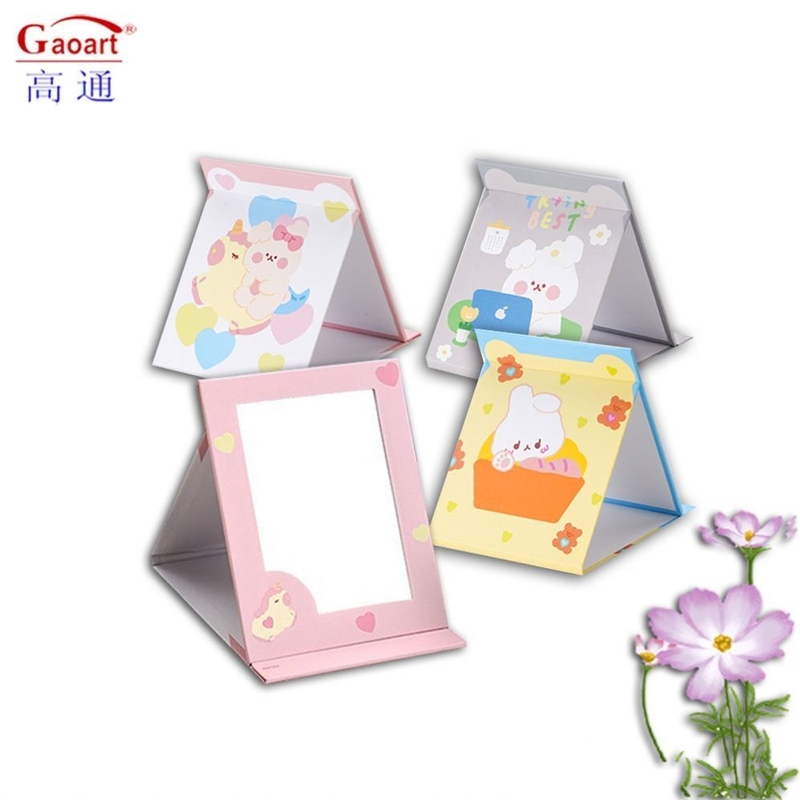 Estilo de design Moda revestido de papel Espelho de vidro Portátil Vanity Light Mini Pequeno Espelho